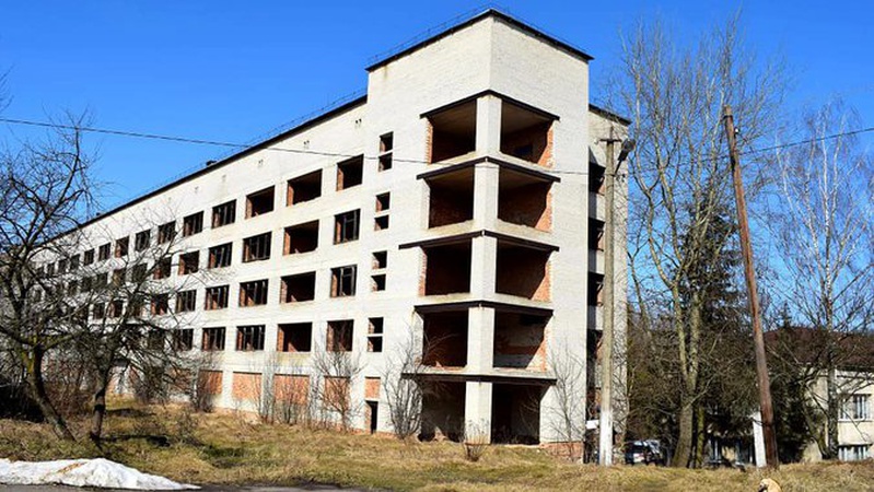 Виставили на продаж недобудоване приміщення лікарні в Горохові