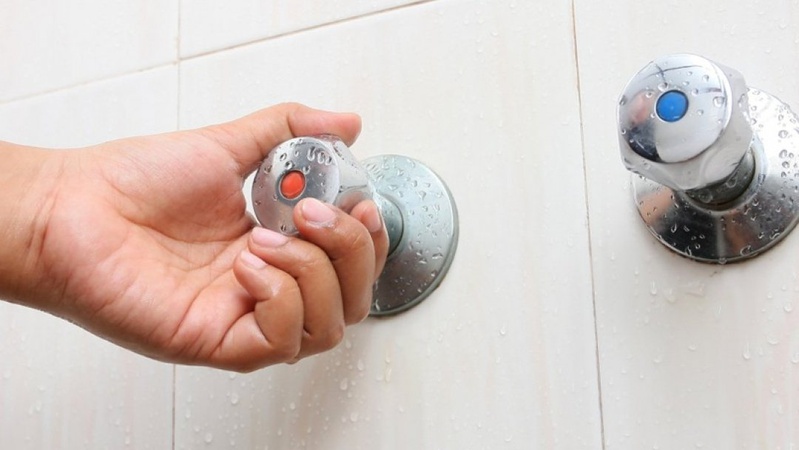 У Луцьку на деяких вулицях відключили гарячу воду