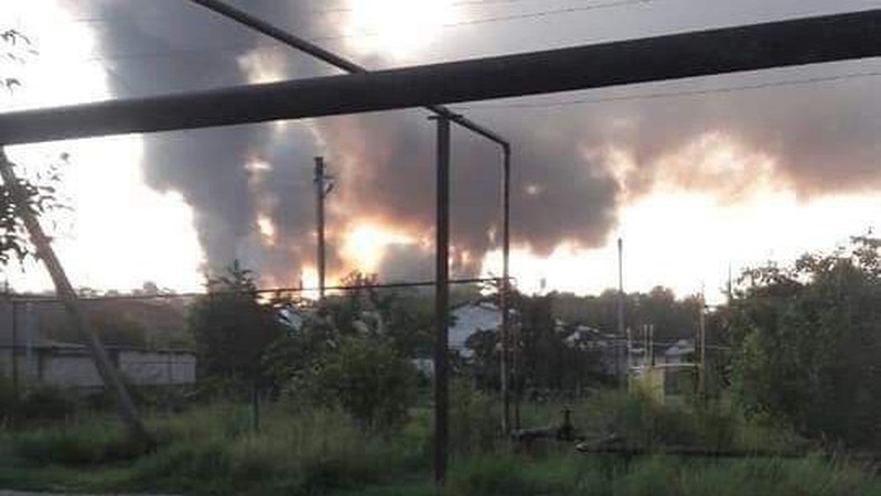 Повідомили про вибухи на складах росіян в окупованому Сватовому