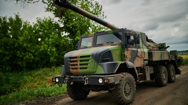 Понад 20 бойових зіткнень за добу: як пройшов день на фронті
