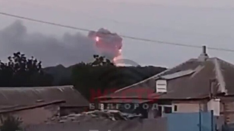 У Бєлгородській області Росії спалахнув склад боєприпасів
