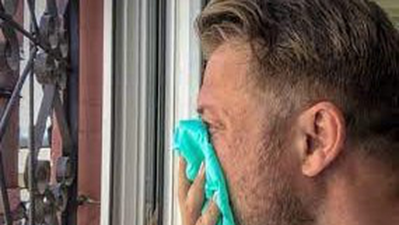 Лучани обурюються через жахливий сморід у під’їздах