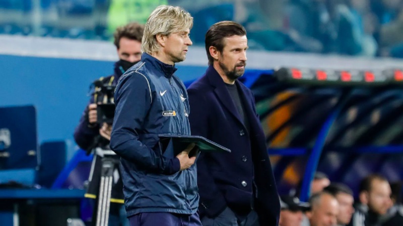 Після скандального вигнання з Україні: у росії взялися за Тимощука