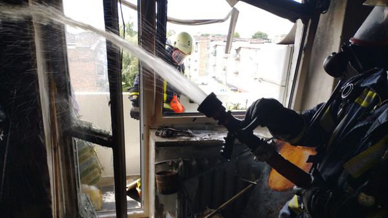 На Волині сталася пожежа у п’ятиповерхівці