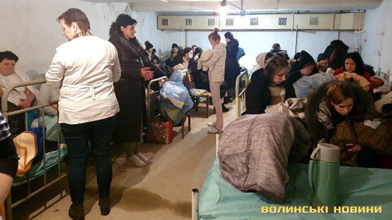 У Луцьку в бомбосховищі народилось двоє діток