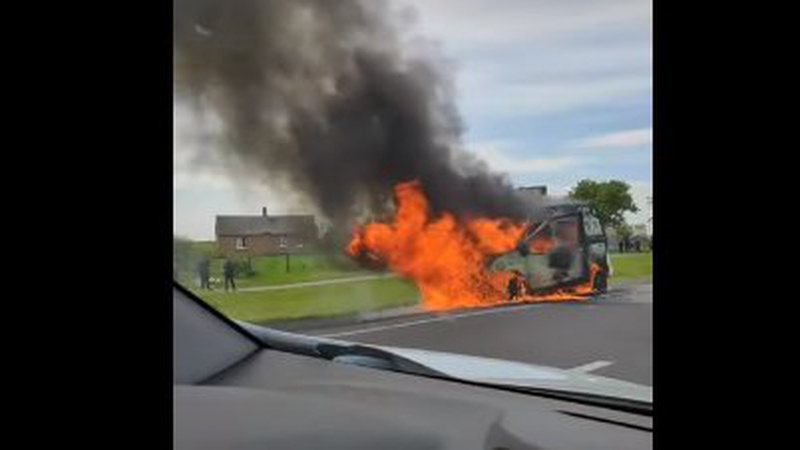 На трасі Луцьк – Ковель вщент згоріло авто. ВІДЕО