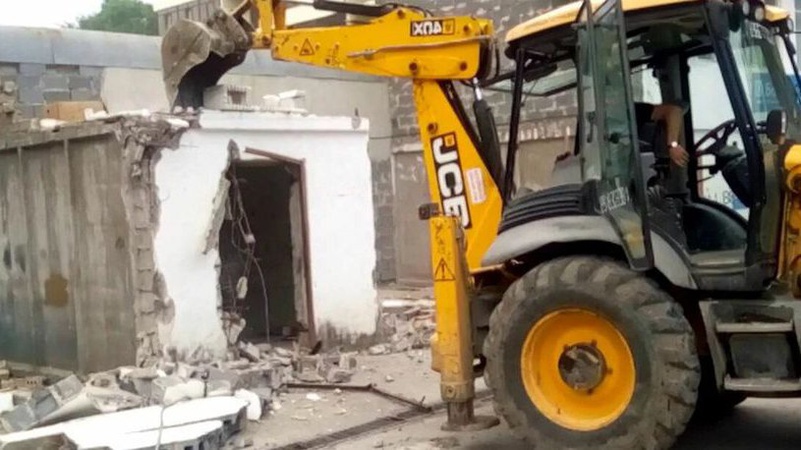 Луцькі муніципали прибиратимуть після себе