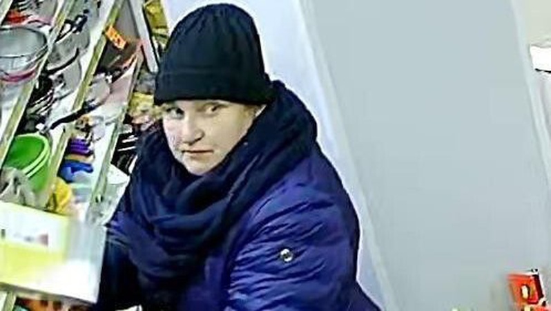 У Луцьку поліцейські розшукують осіб, ймовірно причетних до скоєння крадіжок. ФОТО