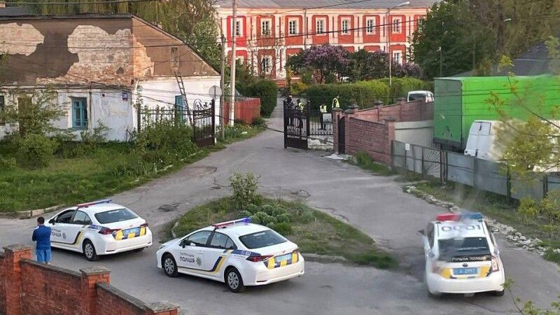 У Луцьку біля замку стріляли в чоловіка