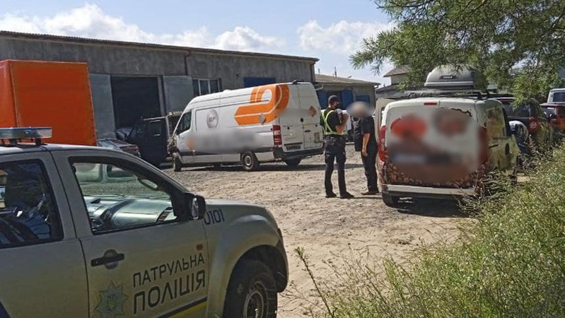 На Волині авто іноземця заправили замість бензину дизелем