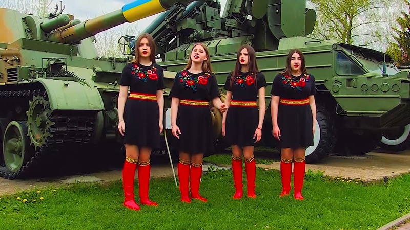 «То наші янголи сини»: волинянки заспівали пісню в пам’ять про загиблих солдат