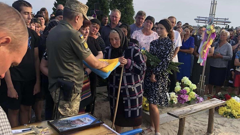 Колківська громада провела в останню дорогу захисника України Івана Аршуліка