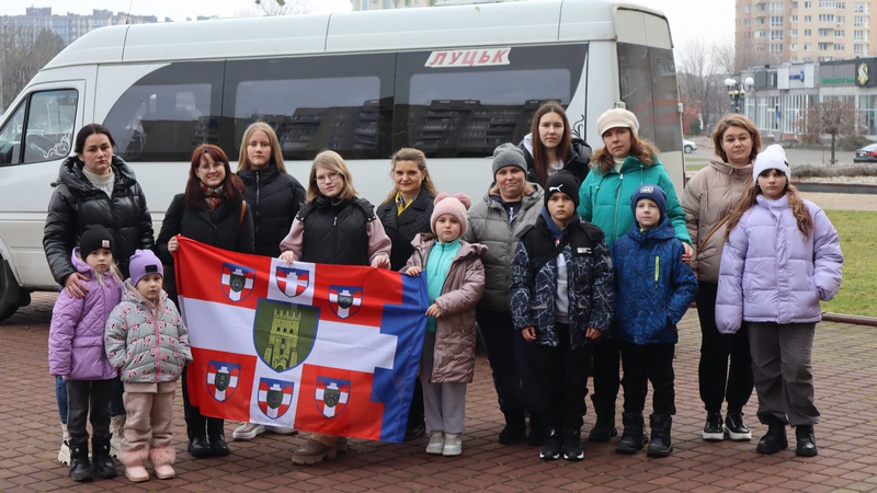 100 бригада організувала реабілітаційну поїздку для дітей та дружин загиблих побратимів