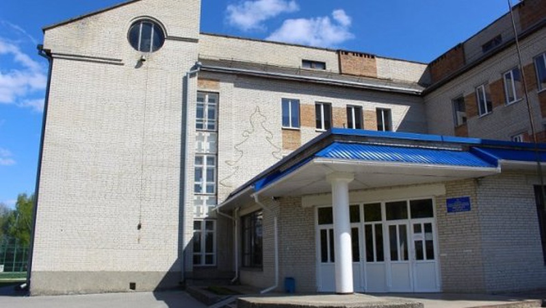 Луцький суд оштрафував багатодітну матір за те, що її діти не ходять до школи