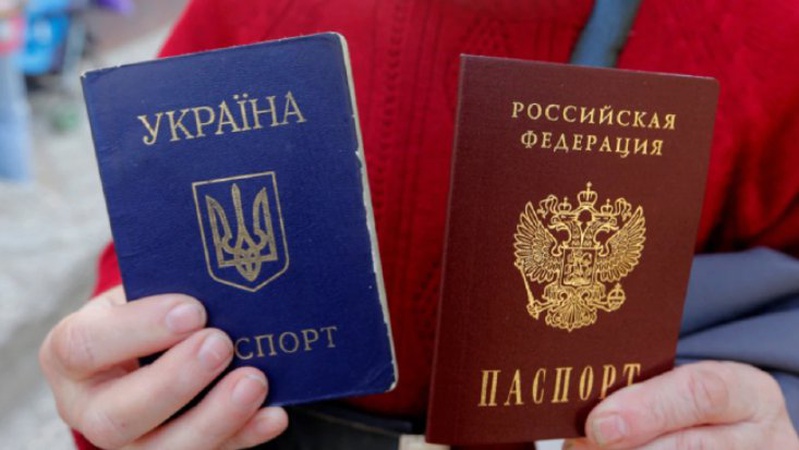 Херсонці не хочуть паспортів рф, тому окупанти взялись за в’язнів