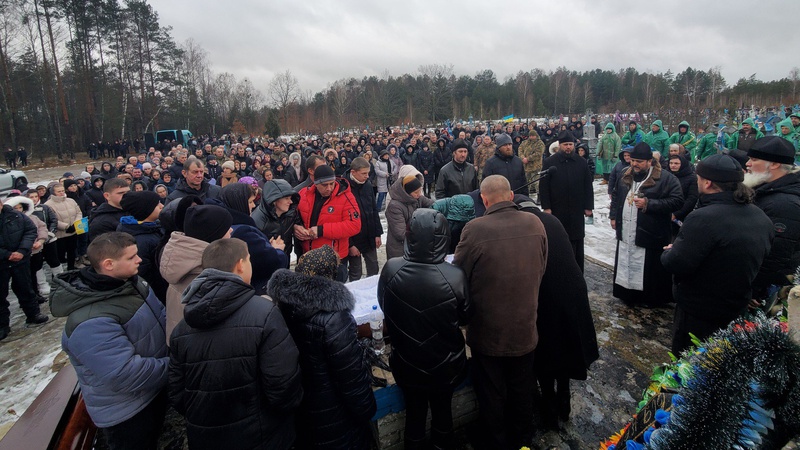 До останнього подиху був вірним присязі: на Волині попрощалися із загиблим Героєм