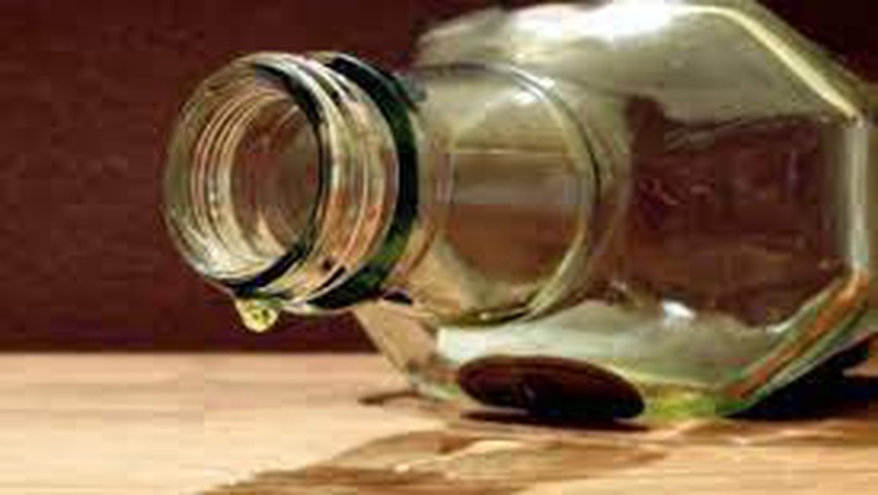 У Луцьку муніципали затримали чоловіка, який продавав сурогат