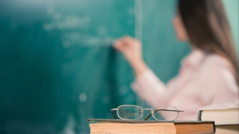 Скільки працівників освітніх закладів на Волині досі відсторонені від роботи