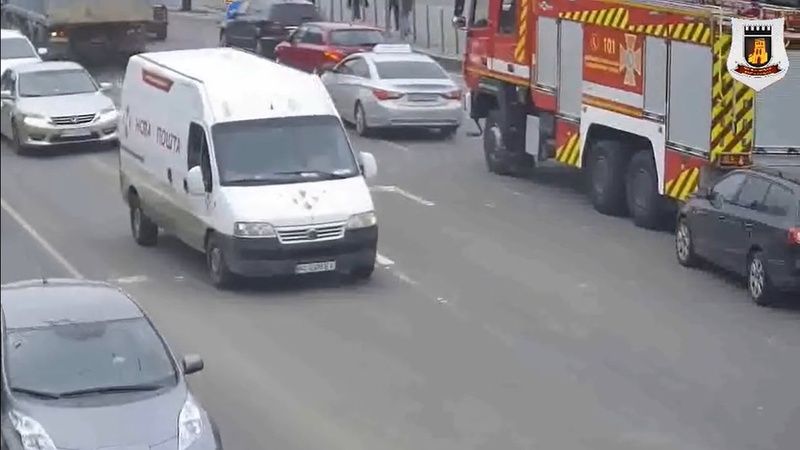 У Луцьку легковик в’їхав у пожежну машину