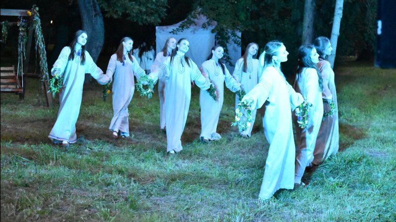 Центральний парк Луцька ожив мотивами «Лісової пісні»