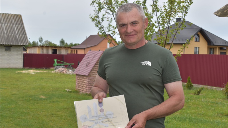 Захисник з Волині отримав відзнаку міністра оборони