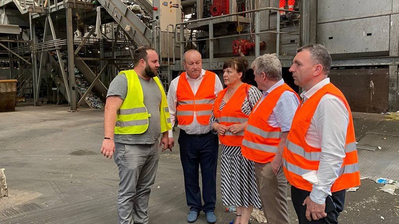 Делегація сільської громади, що біля Луцька, вивчає австрійський досвід переробки відходів. ФОТО