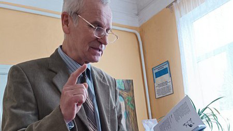 На Волині переселенець з Луганщини видав збірку гуморесок