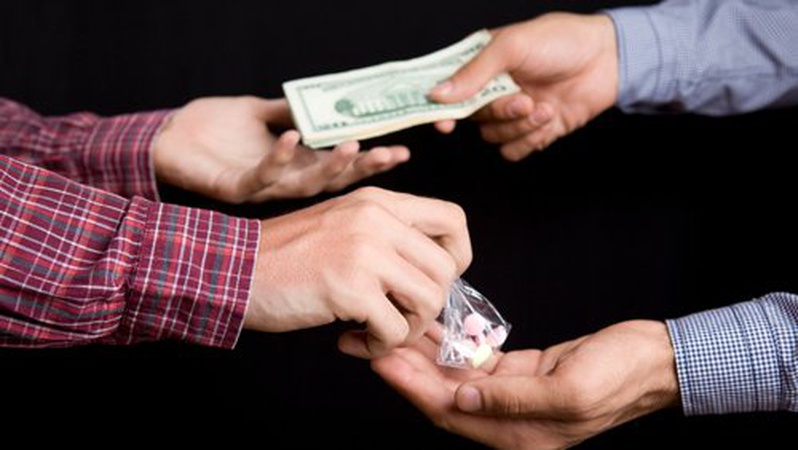 У Луцьку затримали наркоторговця