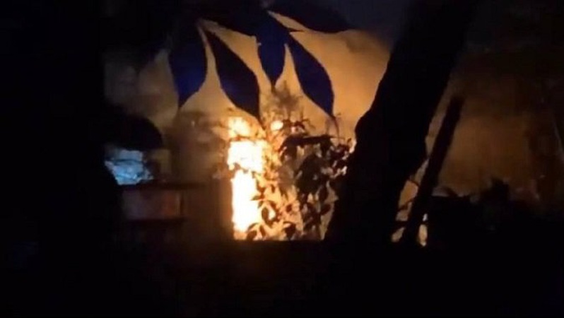 На вулиці Лесі Українки у Луцьку горіла господарська будівля