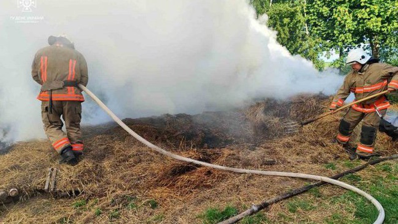 На Волині минулої доби рятувальники ліквідували 4 пожежі