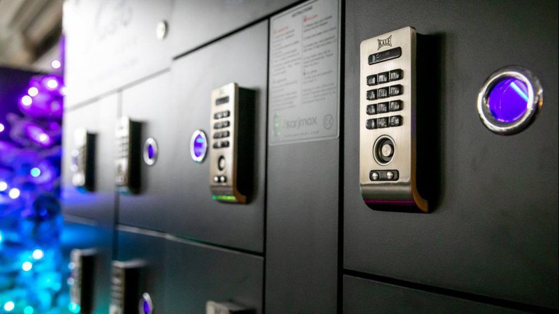 Укрзалізниця поставить на вокзалах безкоштовні станції підзарядки