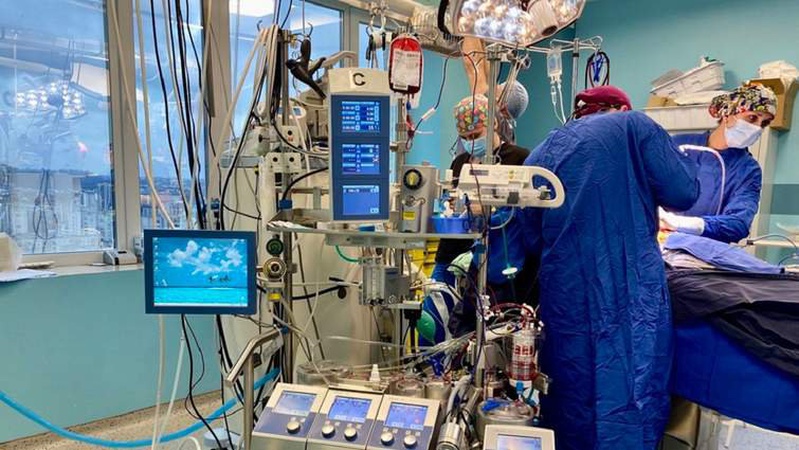 Кардіохірурги зупинили серце немовляти з Волині, аби усунути вроджену ваду