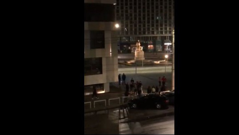 Бійка біля луцького «Версалю»: кажуть, хлопці билися через дівчину. ВІДЕО