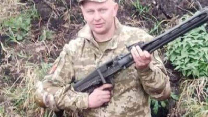 На Волинь везуть тіло захисника Дмитра Максимчука, який загинув на Різдво