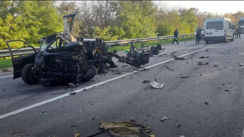 На Львівщині у масштабній аварії загинув волинянин