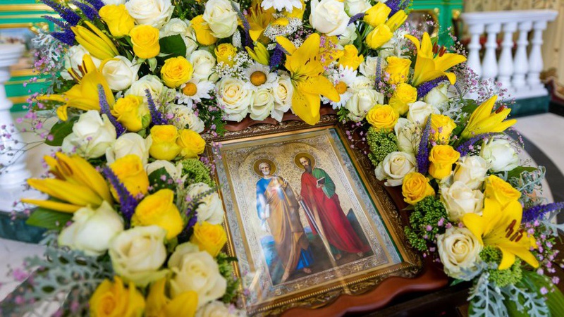 День пам’яті святих апостолів Петра і Павла: історія, традиції, заборони