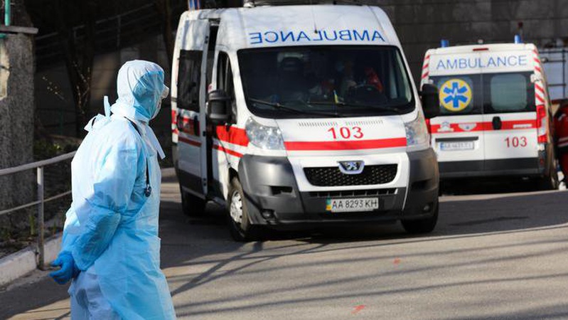 В Україні за добу виявили 10 554 інфікування коронавірусом, на Волині – 516