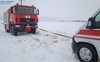 Волинські рятувальники відбуксирували швидку, що застрягла