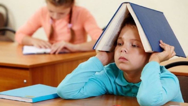 У трьох областях України скасували осінні шкільні канікули