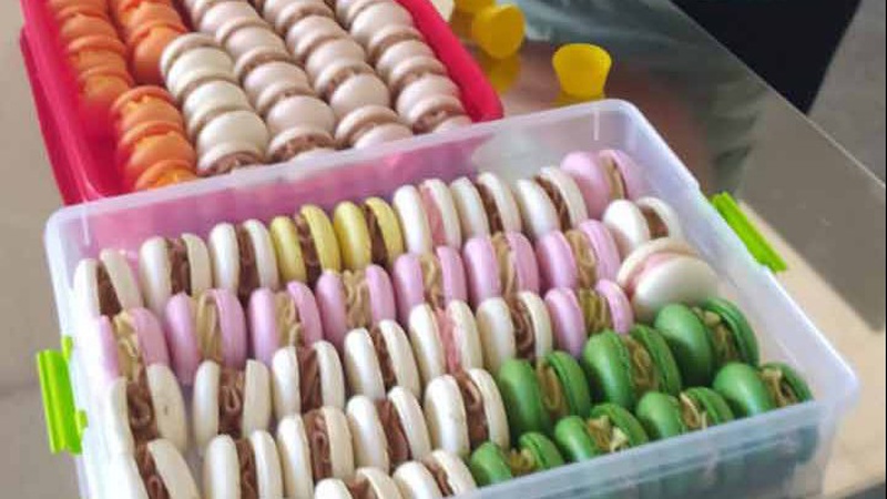 Бізнес на домашніх солодощах: як волинянка розпочала власну справу