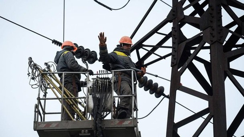 В Україні можуть повернути відключення світла