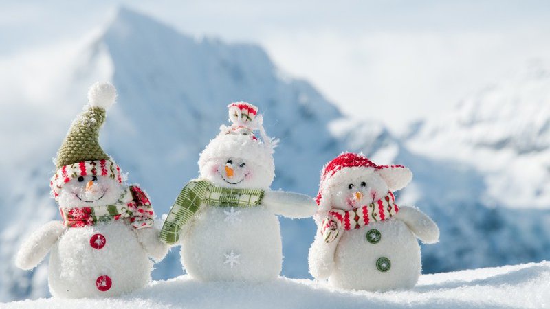 Хмарно, мокрий сніг: прогноз погоди на 16 січня