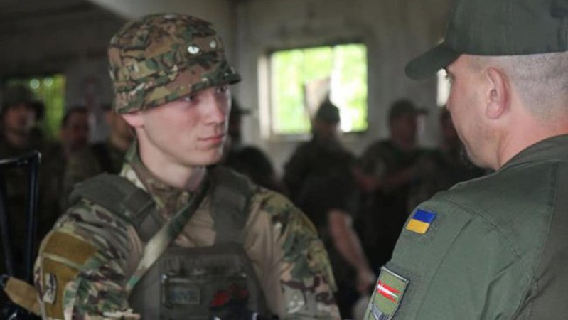 Воїни волинської бригади отримали нагороди з рук командира. ФОТО