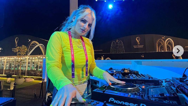 На Чемпіонаті світу з футболу в сонячному Катарі публіку веселить діджейка з Волині