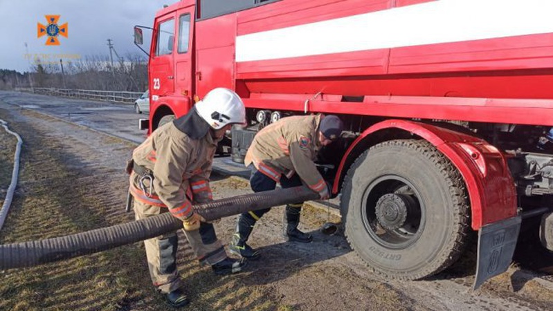 На Волині рятувальники відкачали майже 400 кубометрів води з підтоплених будинків