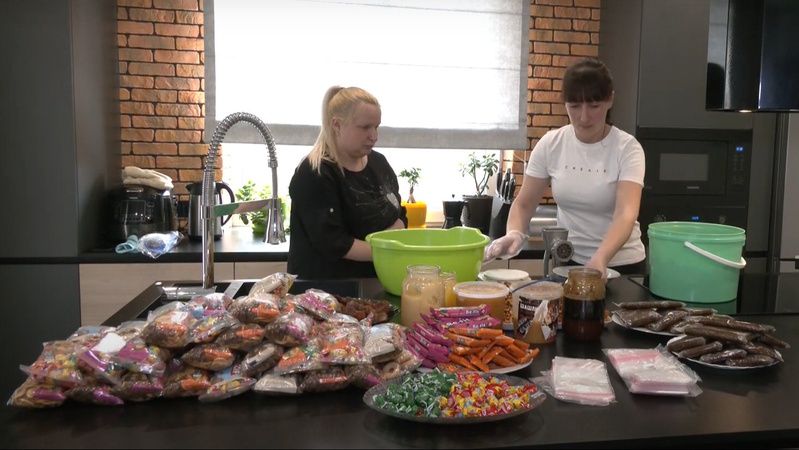 Лучанки готують медово-енергетичну суміш для ЗСУ