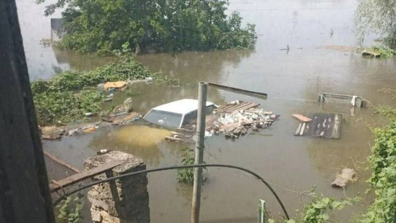 Волинські рятувальники працюють на затопленій Херсонщині