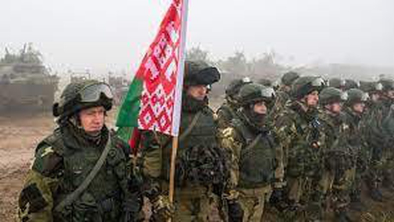 Україна стежить за тим, що робиться в Білорусі, і до наступу готова, – Наєв