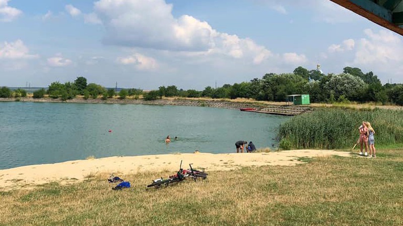 У Нововолинську ледь не втопився хлопець, який хотів «перепливти озеро»