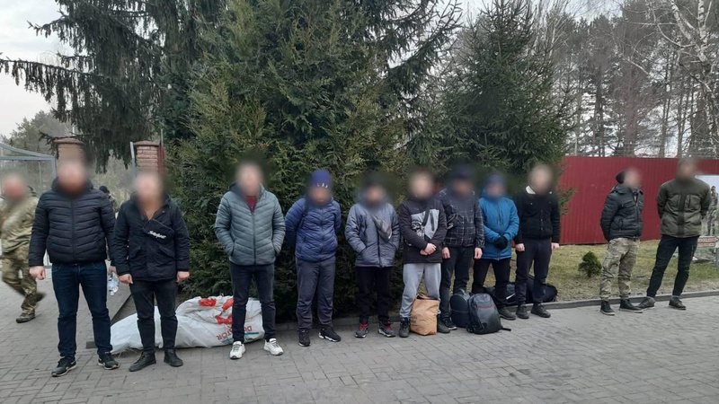 Волиняни за грошову винагороду в 500 доларів хотіли переправити чоловіків через кордон